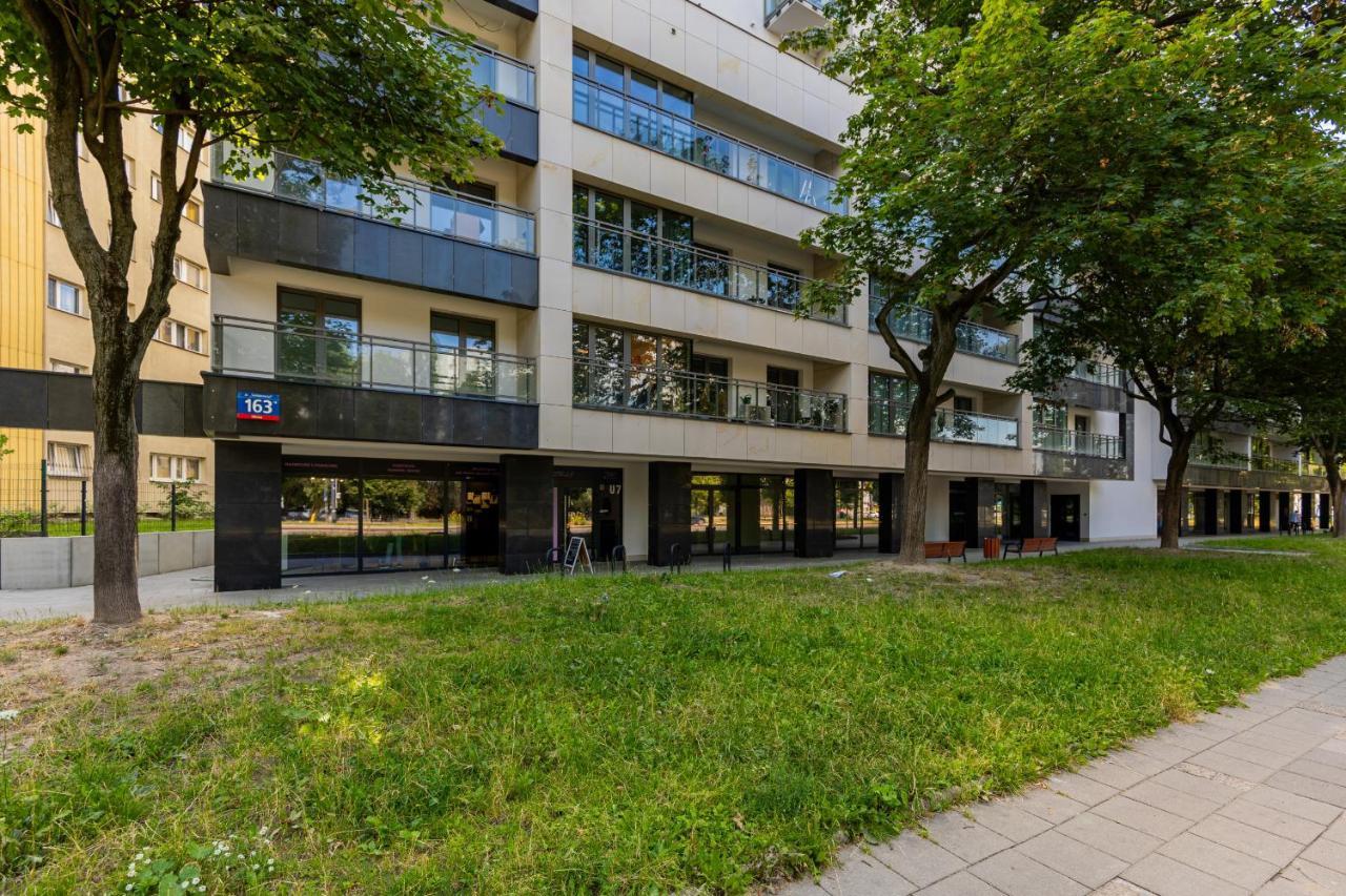 Apartment Avenue Solidarnosci On Wola By Noclegi Renters Warszawa Eksteriør bilde