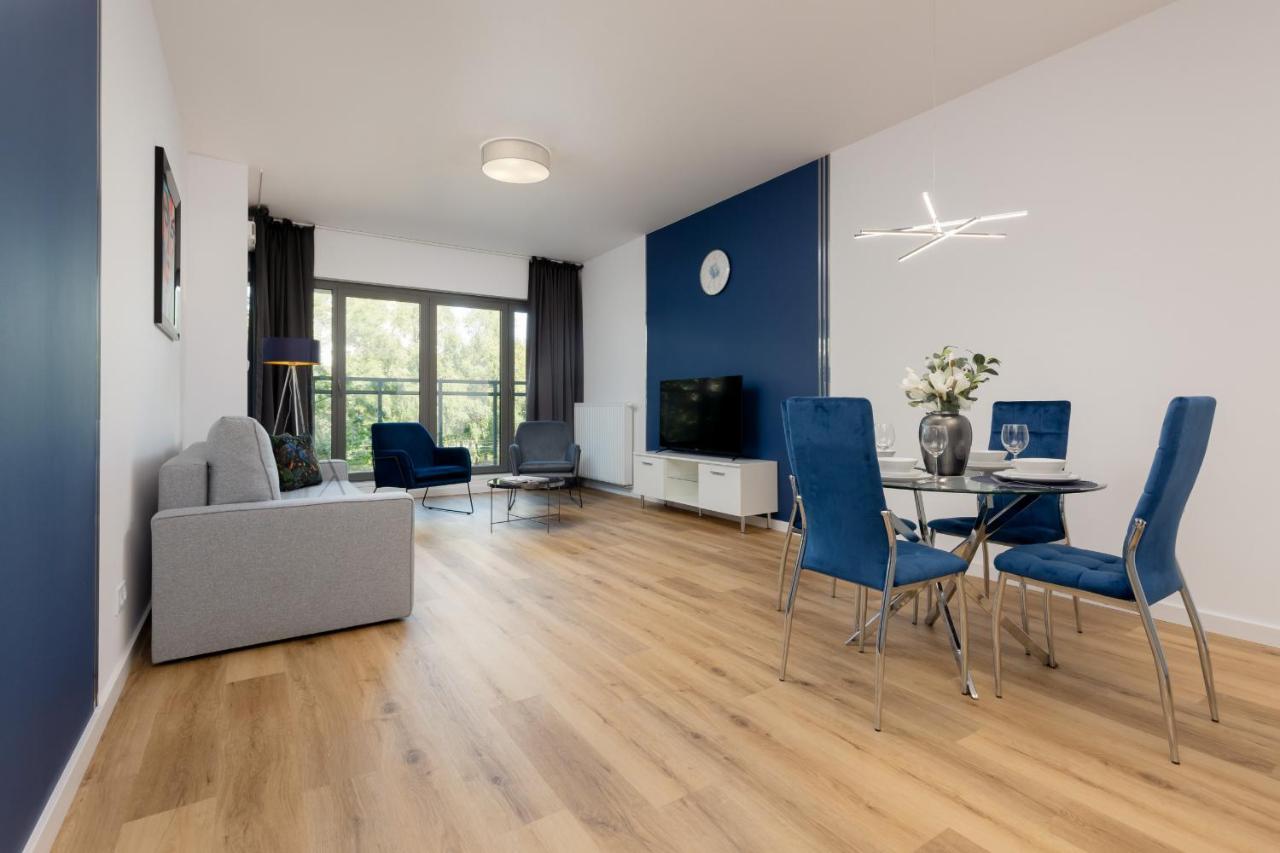 Apartment Avenue Solidarnosci On Wola By Noclegi Renters Warszawa Eksteriør bilde
